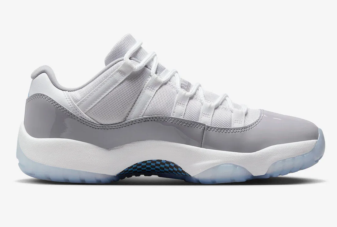 Air Jordan 11 Retro Low White University Blue AV2187-140