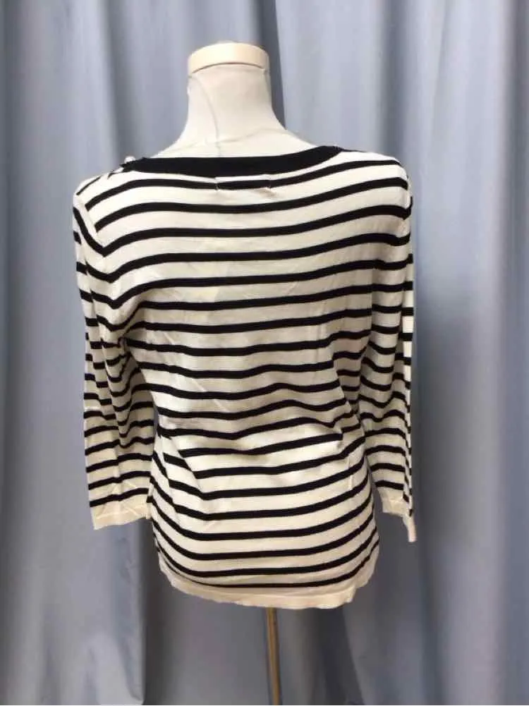 AUGUST SILK SIZE LARGE Ladies TOP