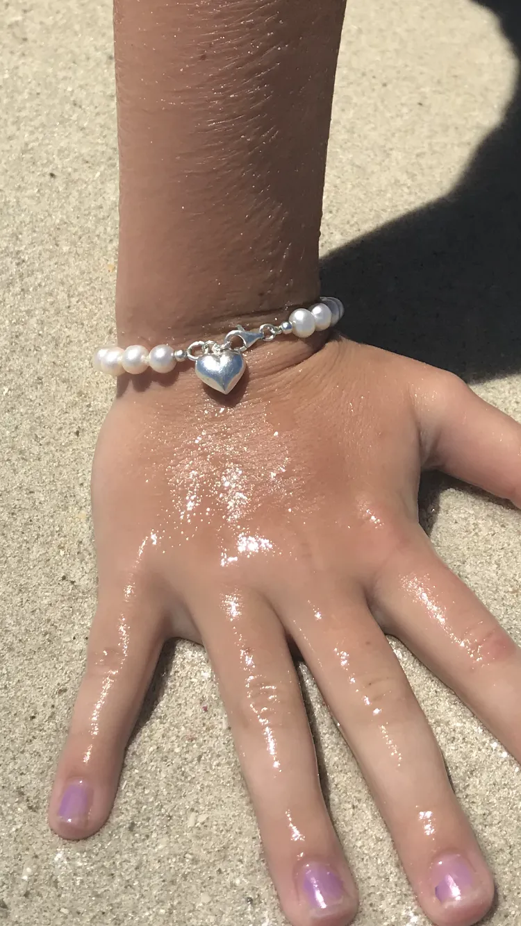 Ava Girls Pearl Bracelet With Silver Heart