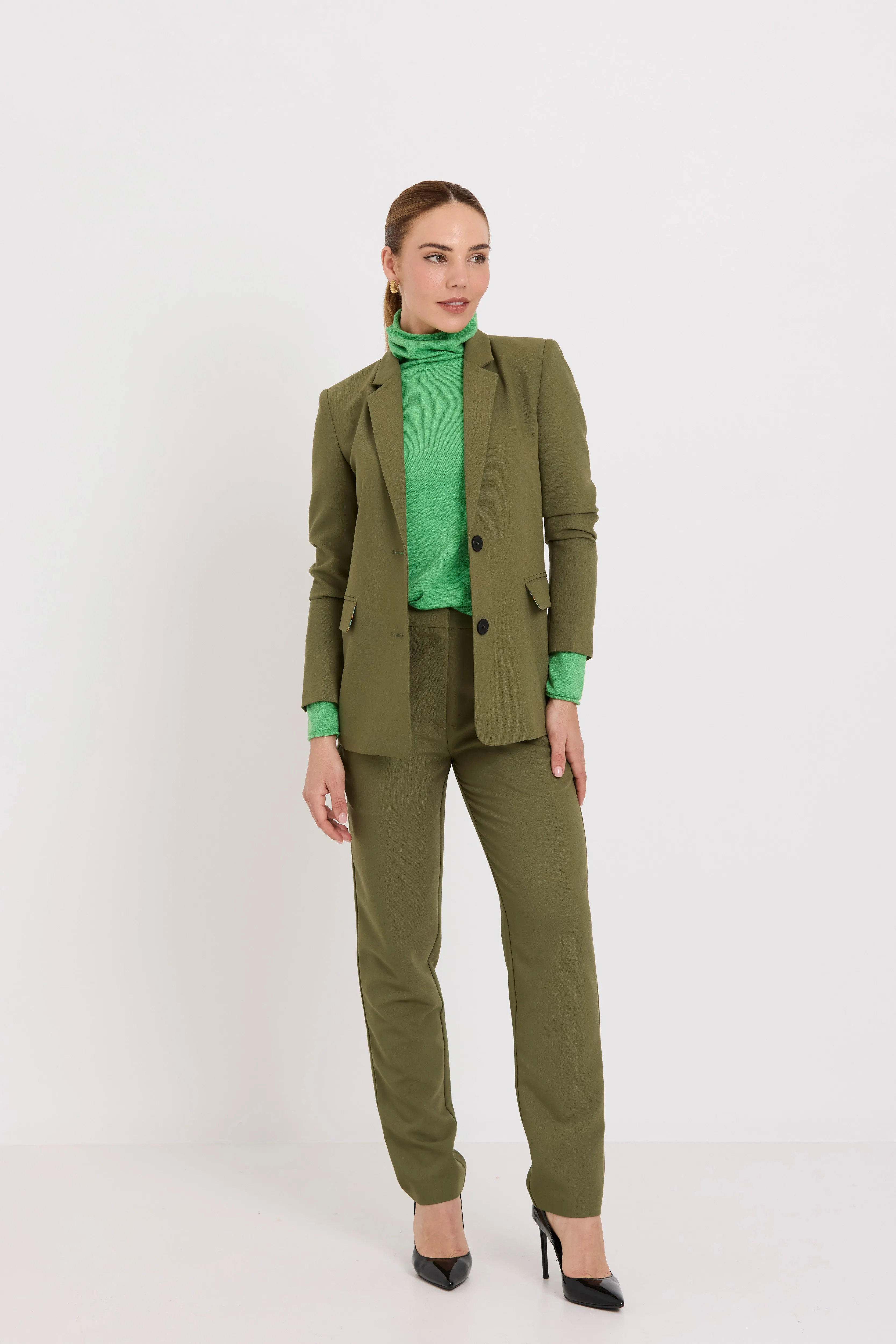 Boyfriend Blazer | Olive Suiting