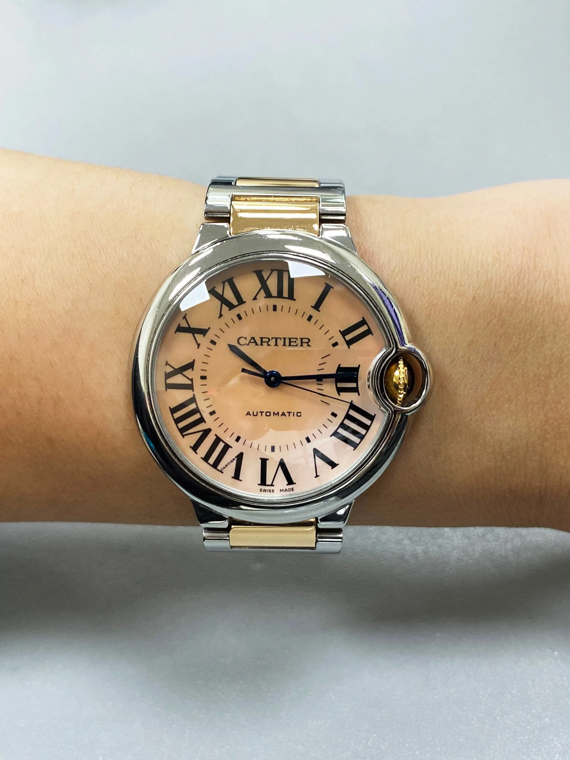 Cartier Ballon Bleu W6920033 MOP Two-Tone Rose Gold Ladies Watch