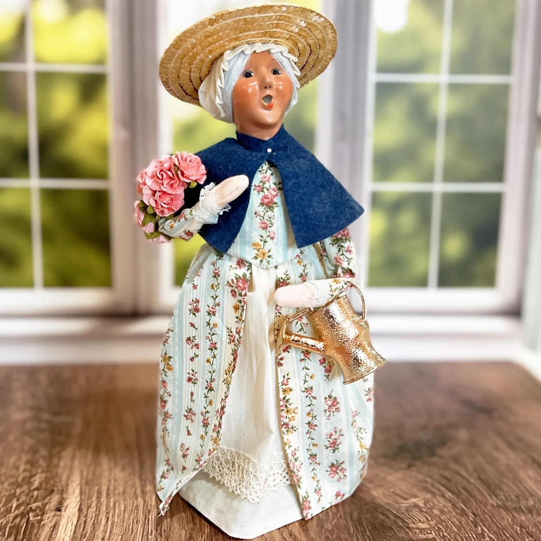 Gardening Martha Caroler by Byers' Choice