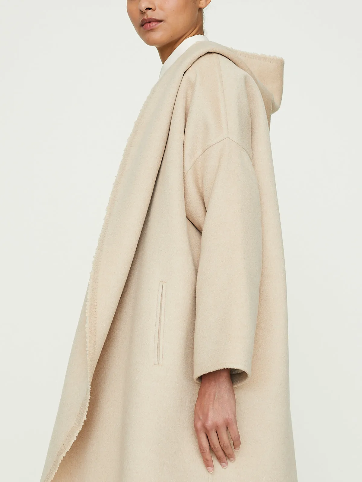 Hooded Coat with Cimossa in Albino