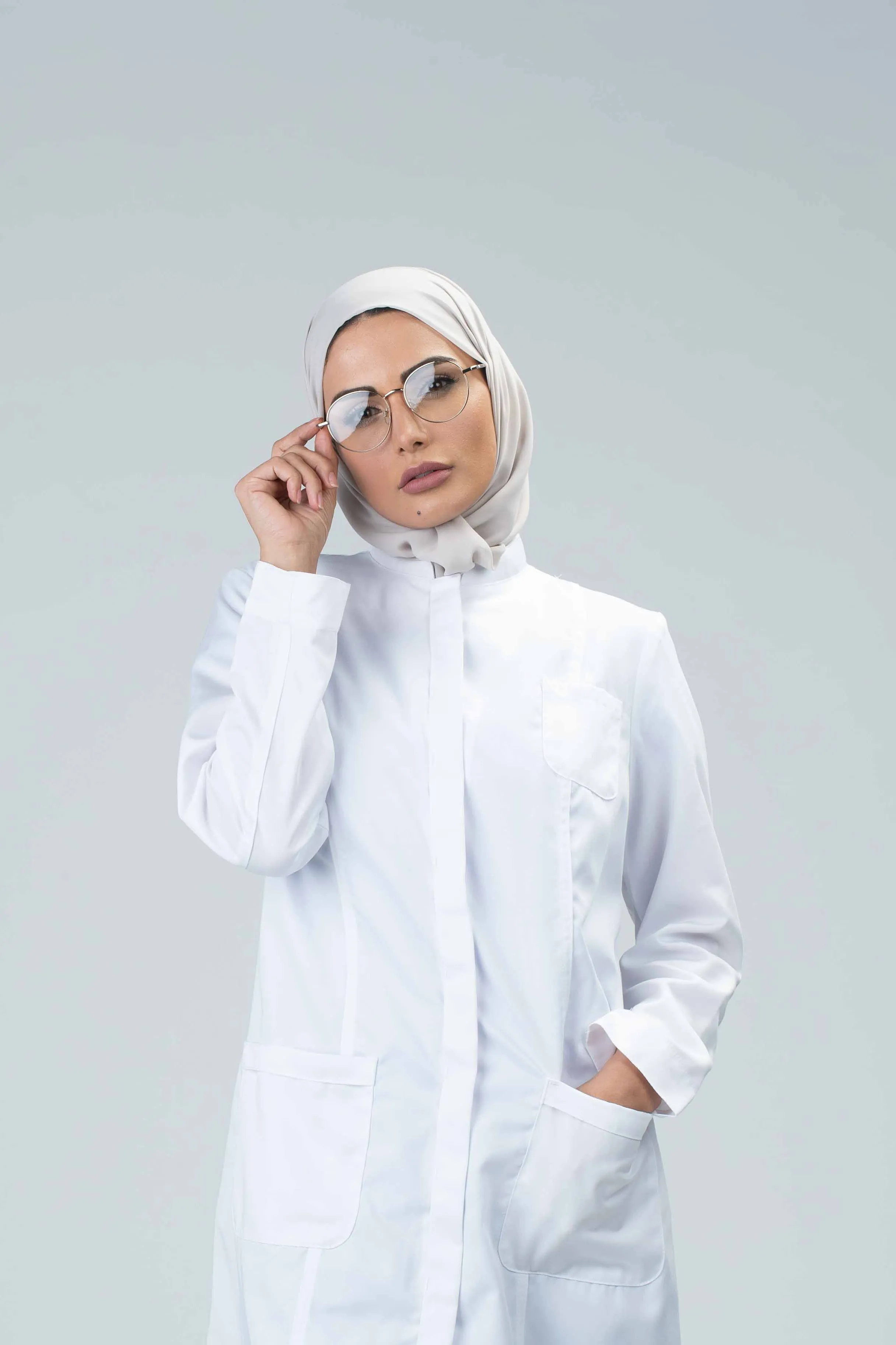 Linda Semi Fitted Labcoat New