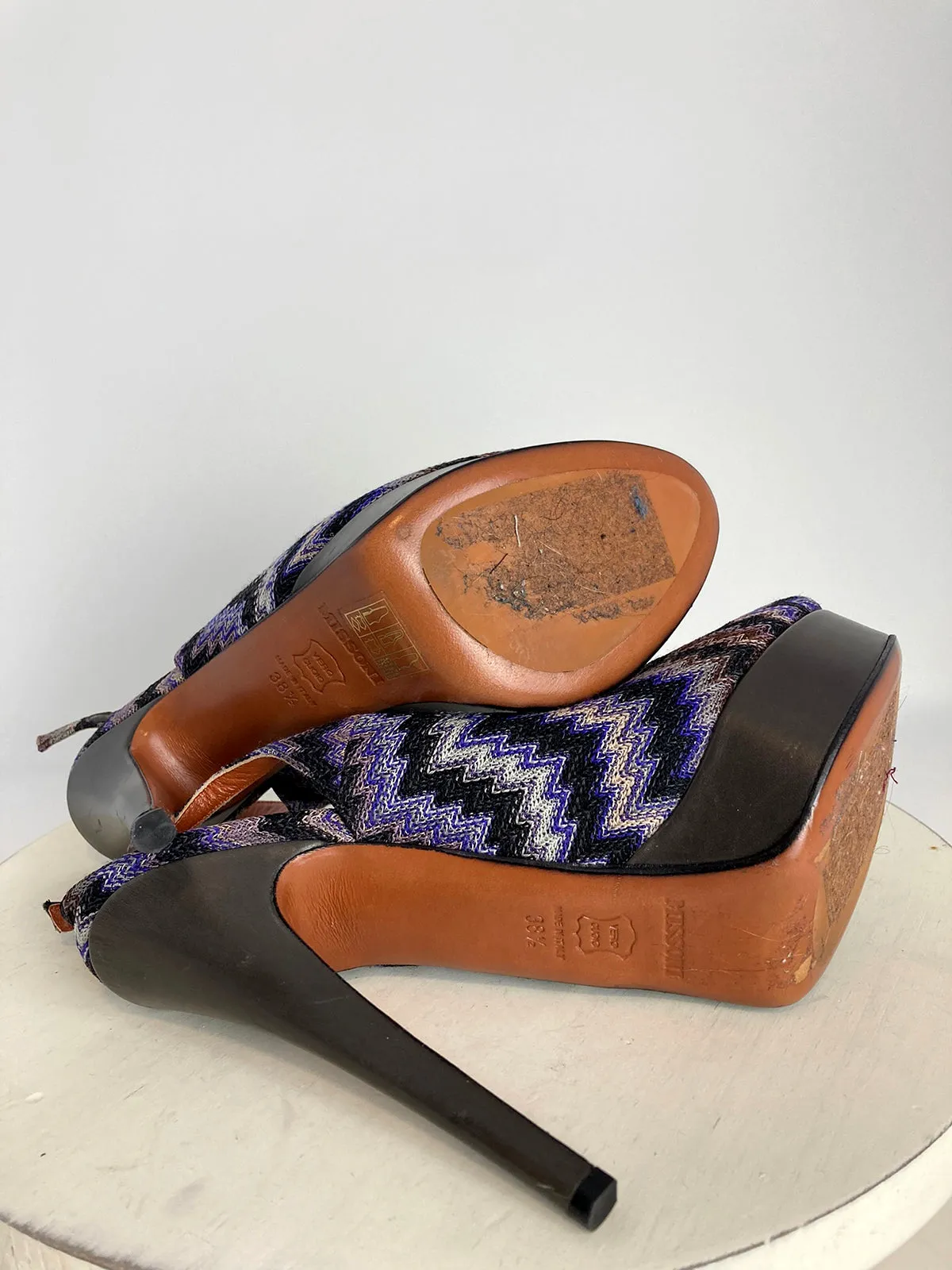 Missoni Size 8.5 (38.5) Purple & Black Chevron Heels NWOB