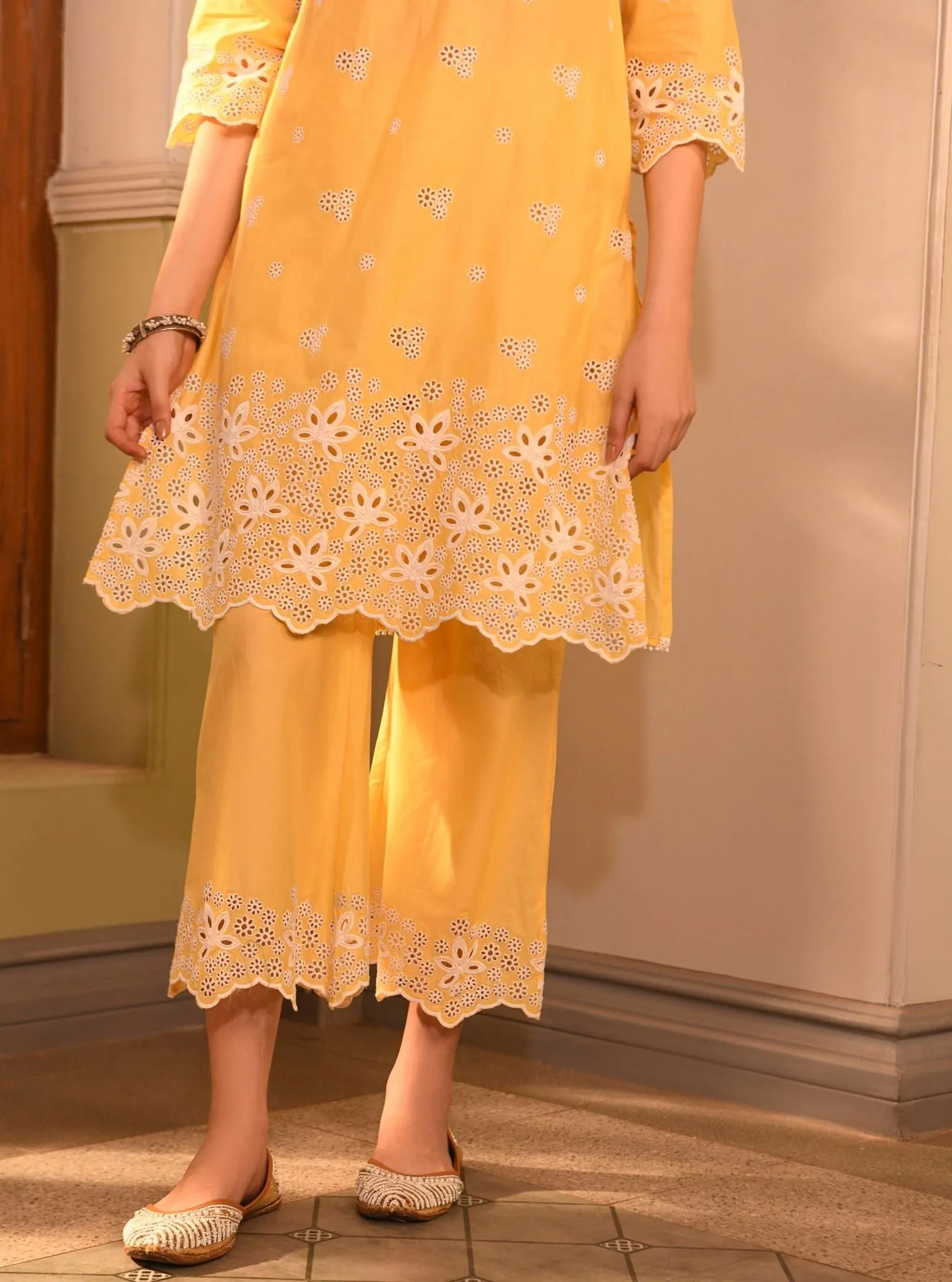 Mulmul Cotton Effat Yellow Kurta With Mulmul Cotton Effat Yellow Pant