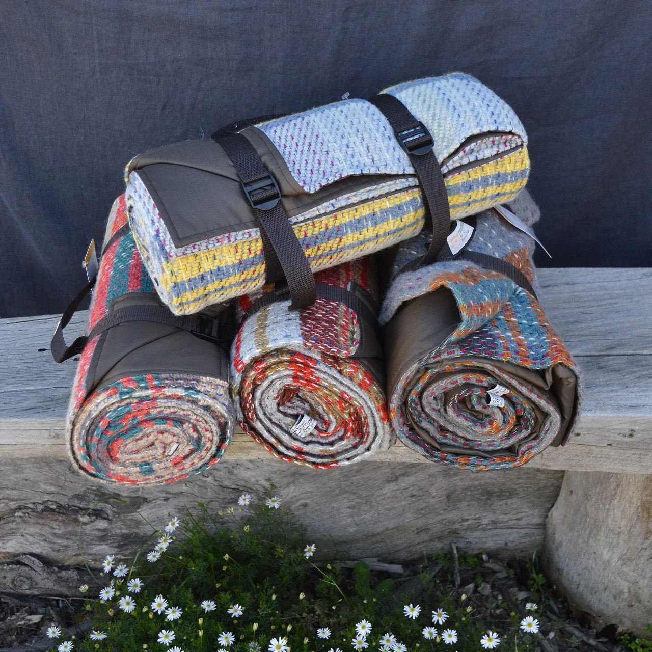 Roll-up Picnic Blanket with Handle in 100% Recycled Wool